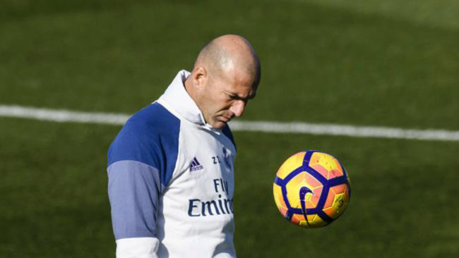 Zidane, en el entrenamiento de este viernes