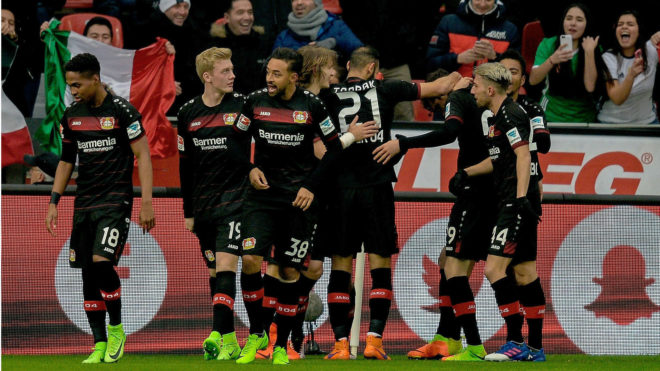 Los jugadores del Bayer Leverkusen celebrando un tanto.