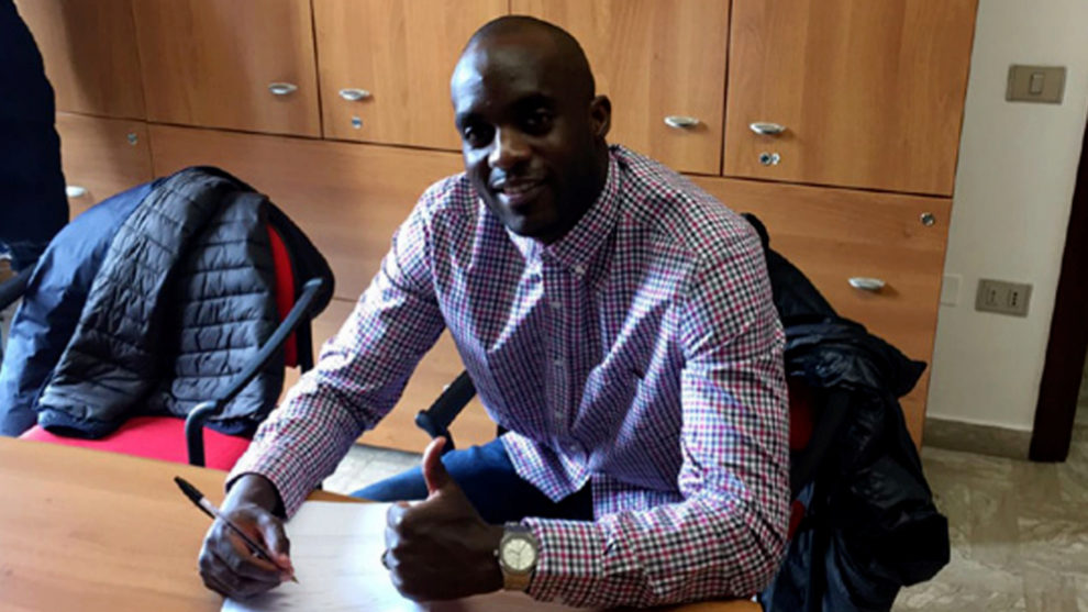 Sissoko firma su contrato como jugador del Ternara Calcio