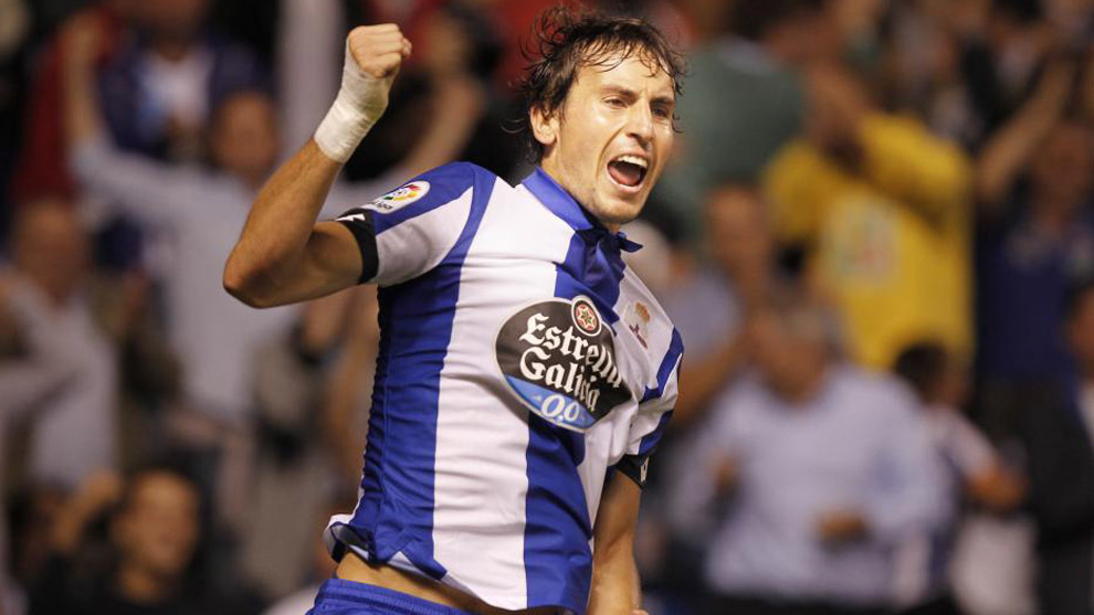 Pedro Mosquera celebrando un gol.