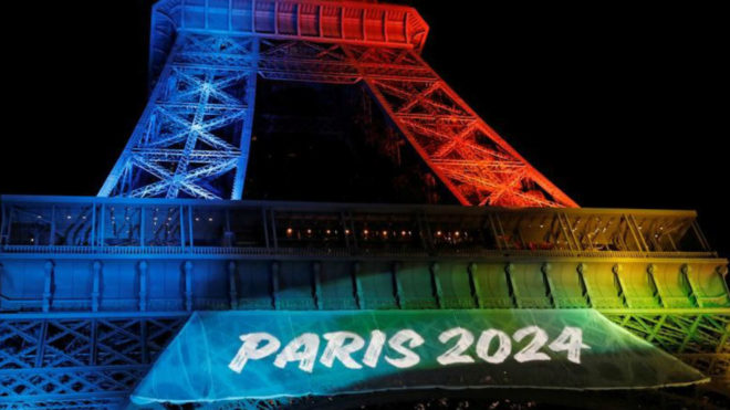 La Torre Eiffel, con el logo de pars 2024