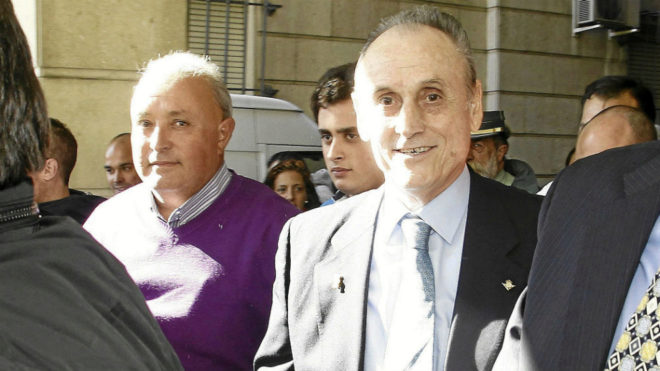 Ruiz de Lopera, saliendo de los Juzgados de Sevilla en 2013.
