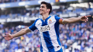Gerard Moreno, celebra un gol.