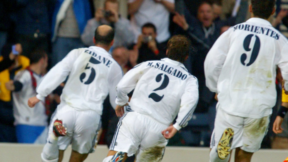 Zidane celebra su gol al Leverkusen en Glasgow