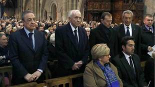Florentino, Santamara, Butragueo y Butragueo, en el funeral de...