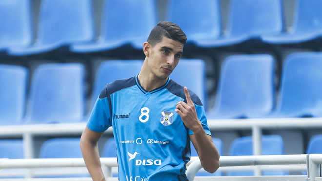 Rachid, durante un entrenamiento con el Tenerife.