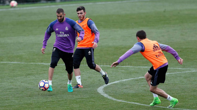 Benzema, en el entrenamiento con el Castilla.