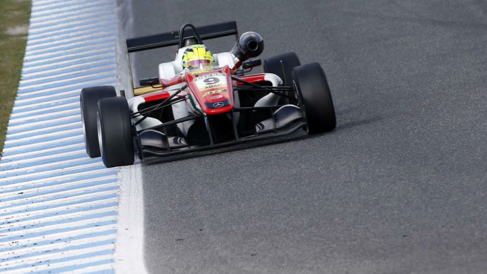 Mick Schumacher rodando en el test de pretemporada de Jerez