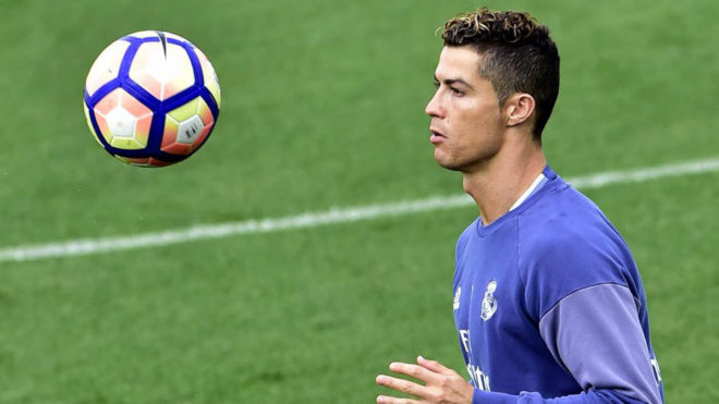 Cristiano Ronaldo, en el entrenamiento del Madrid.