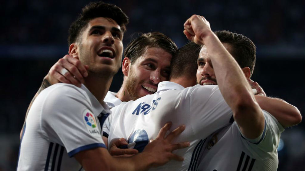 Los jugadores del Madrid celebran un gol esta temporada