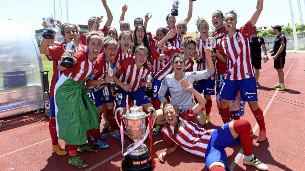 Las jugadoras del Atltico de Madrid celebran la conquista de la Copa...