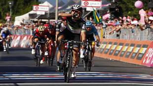 Omar Fraile ganando la undcima etapa del Giro de Italia