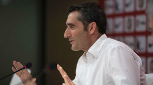 Ernesto Valverde, durante su rueda de prensa de despedida del...