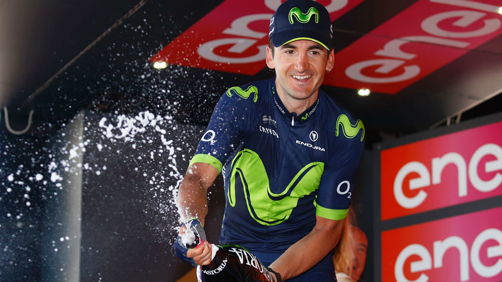 Gorka Izaguirre celebra su victoria en la octava etapa del Giro del...