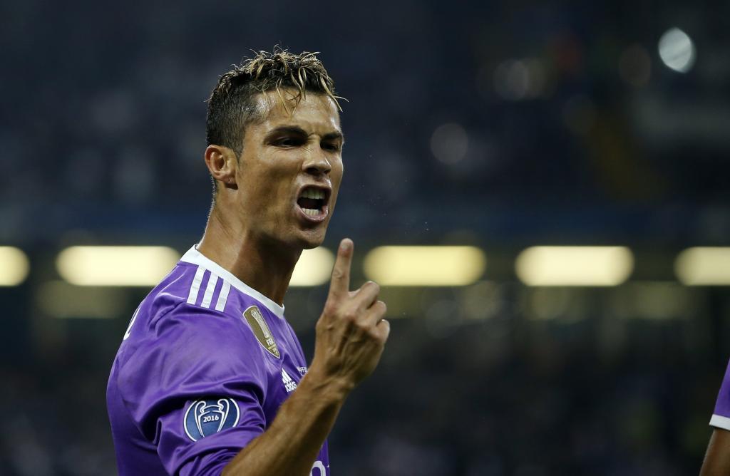 Cristiano Ronaldo (Ftbol): 93 millones de dlares