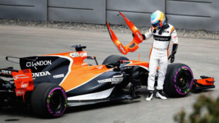 Fernando Alonso, despus de abandonar