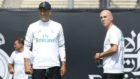 Zidane junto a Bettoni, en un entrenamiento en UCLA