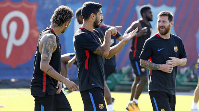 Neymar, Luis Surez y Messi, en un entrenamiento del Barcelona.