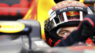 Max Verstappen, al volante del Red Bull en Silverstone