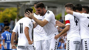 Los jugadores del Albacete celebran un gol en un partido la temporada...