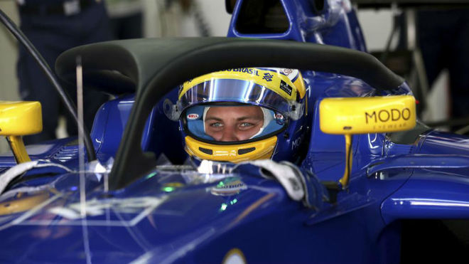 Marcus Ericsson prueba el &apos;halo&apos; en el pasado GP de Mxico.