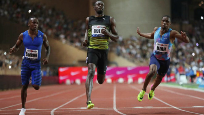 Bolt llega a la lnea de meta en Mnaco.