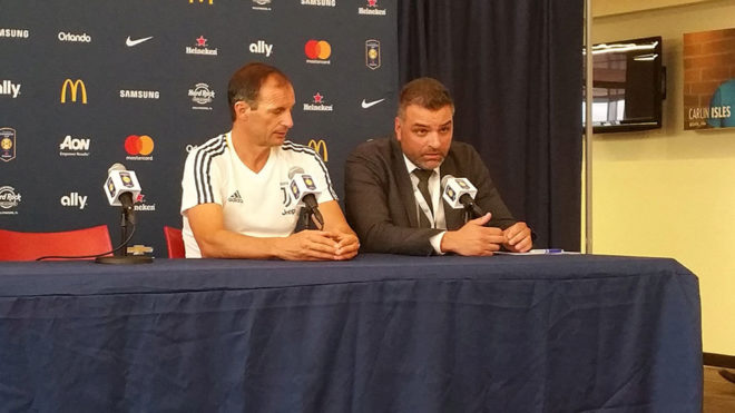 Allegri, alongside translator in press conference