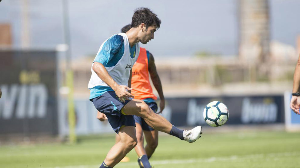Manu Trigueros en un entrenamiento con el Villarreal.