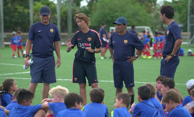 Natalia Astrain durante uno de los FC Barcelona Soccer Camps.
