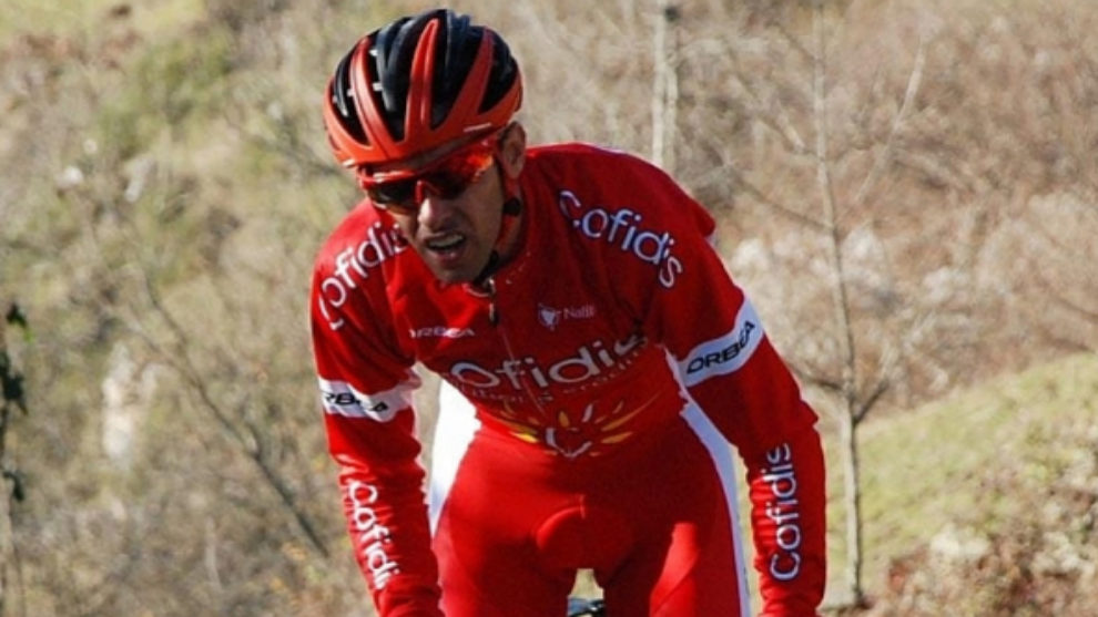 Dani Navarro durante el transcurso de una carrera