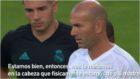 Zidane durante la charla que le ha dado a los jugadores en el...