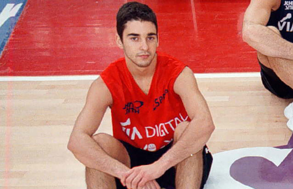 Navarro en una de sus primeras concentraciones con Espaa en 1999
