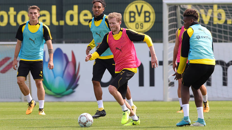 Schrrle (26), durante un entrenamiento del Borussia Dortmund