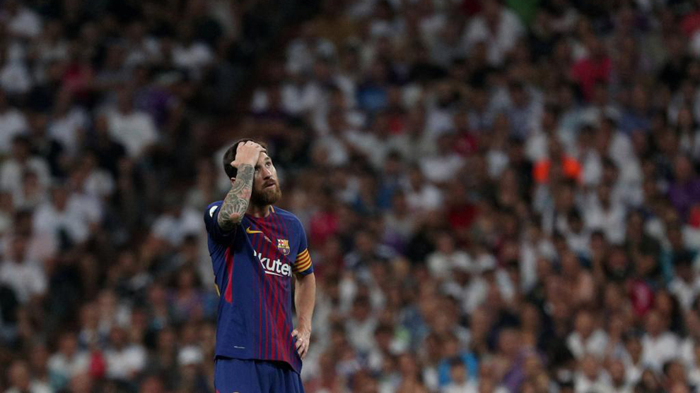 Messi is alone | MARCA in English