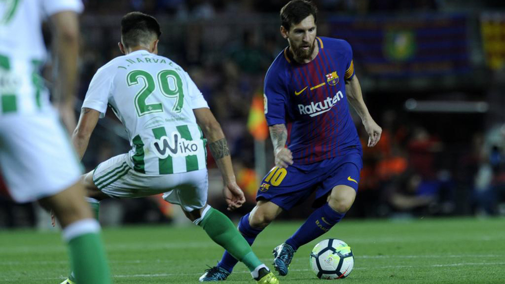 Messi (30), en el partido que jugaron el Barcelona y el Betis