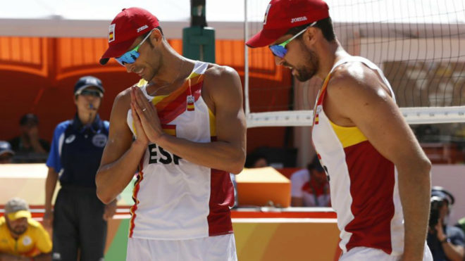 Pablo Herrera y Adrin Gavira durante un partido en los Juegos de...