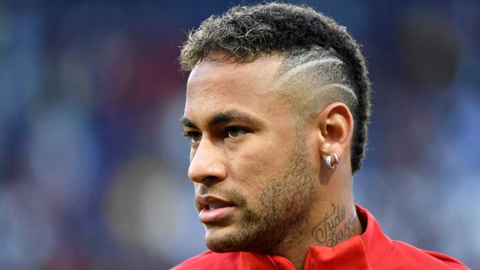 Neymar (25), en la previa del partido entre el PSG y el Toulouse