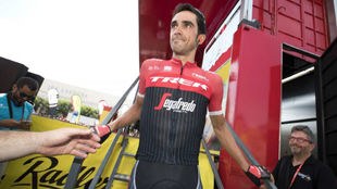 Alberto Contador en la salida de la sptima etapa de la Vuelta.