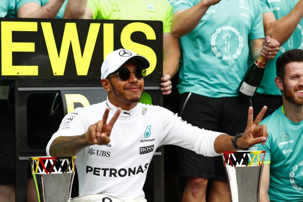 Lewis Hamilton celebra su victoria en Blgica