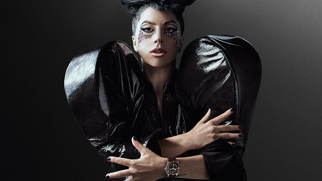 Lady Gaga posa con su Tudor Black Bay