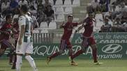 Febas celebra con Borja Iglesias el primer gol del delantero el...
