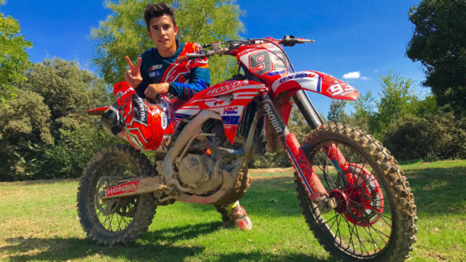 Marc Mrquez, despus de una sesin de motocross.