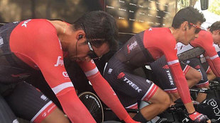 Alberto Contador y Jess Hernndez calentado en la Vuelta.