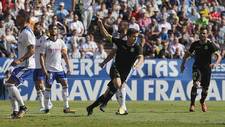 lvaro Pea celebra el gol del Alcorcn en La Romareda