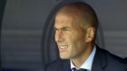 Zidane en el banquillo blanco
