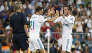 Bale, en el cambio con Mayoral.
