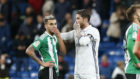 Dani Ceballos y Sergio Ramos durante el Real Madrid-Betis de la pasada...