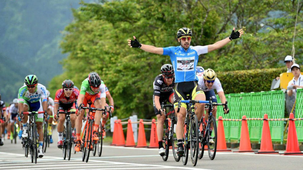 Jon Aberasturi gan este ao esta etapa de la Vuelta a Japn.