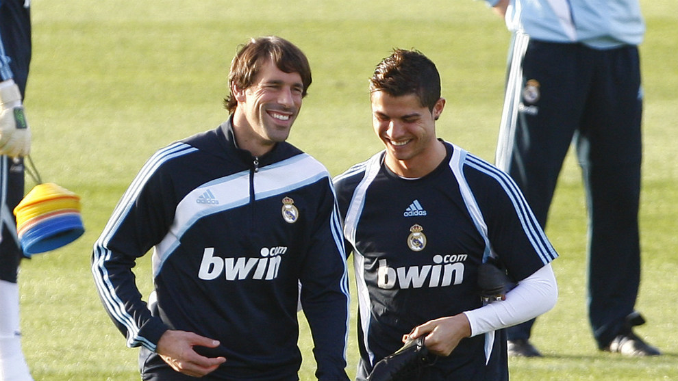 Van Nistelrooy y Cristiano durante un entrenamiento con el Real Madrid