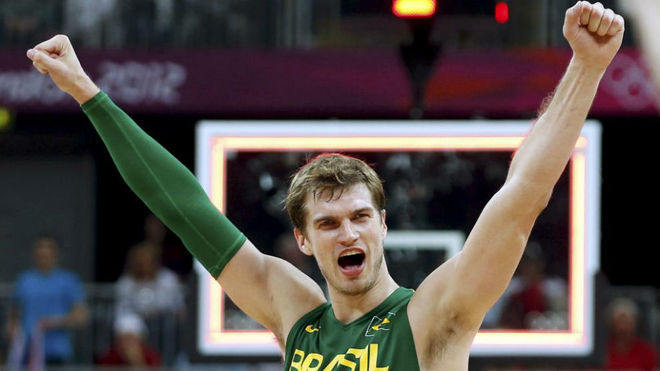 Splitter celebra una victoria con Brasil en los Juegos Olmpicos de...